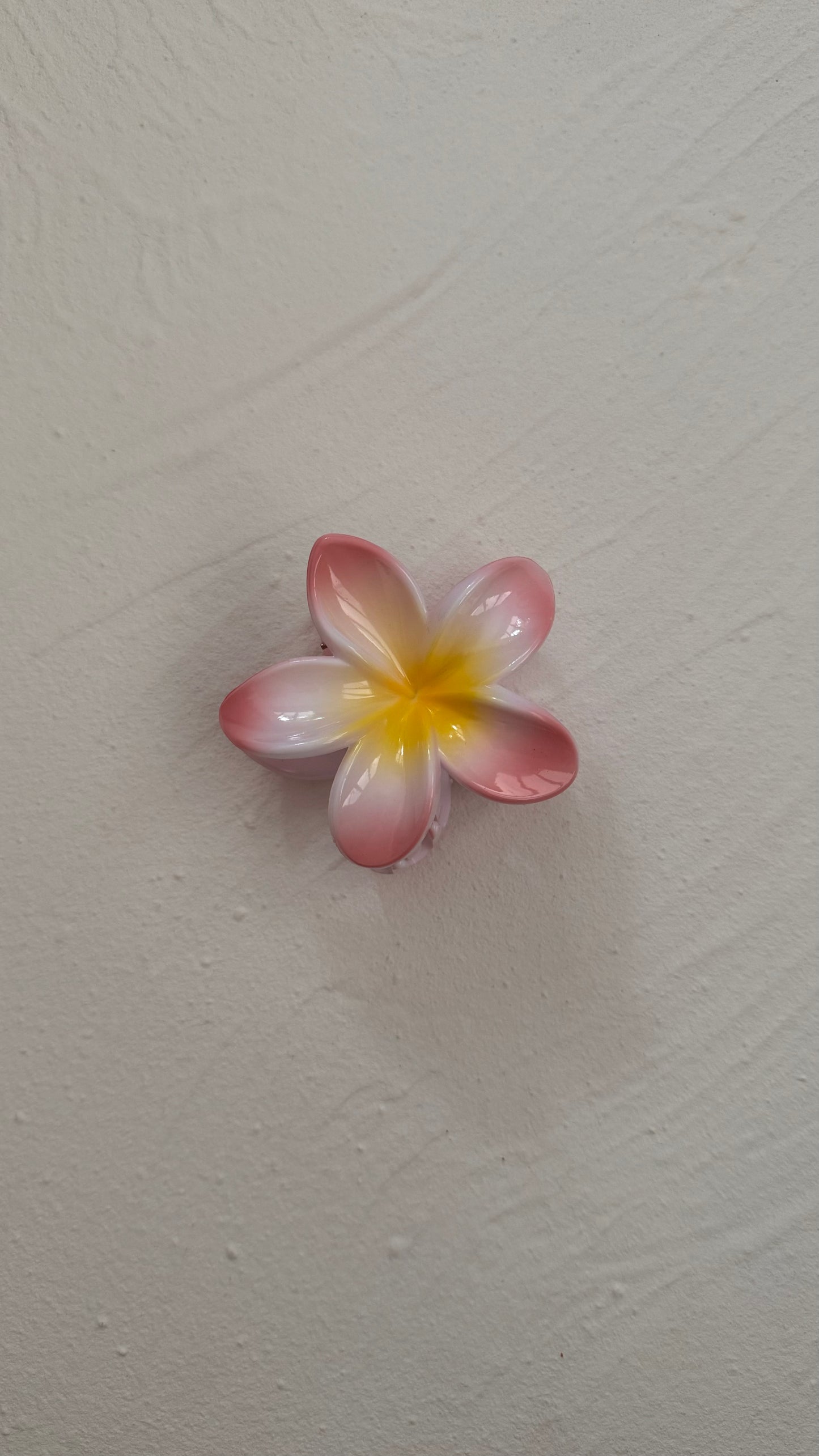 Frangipani Clip Multi Pale Pink
