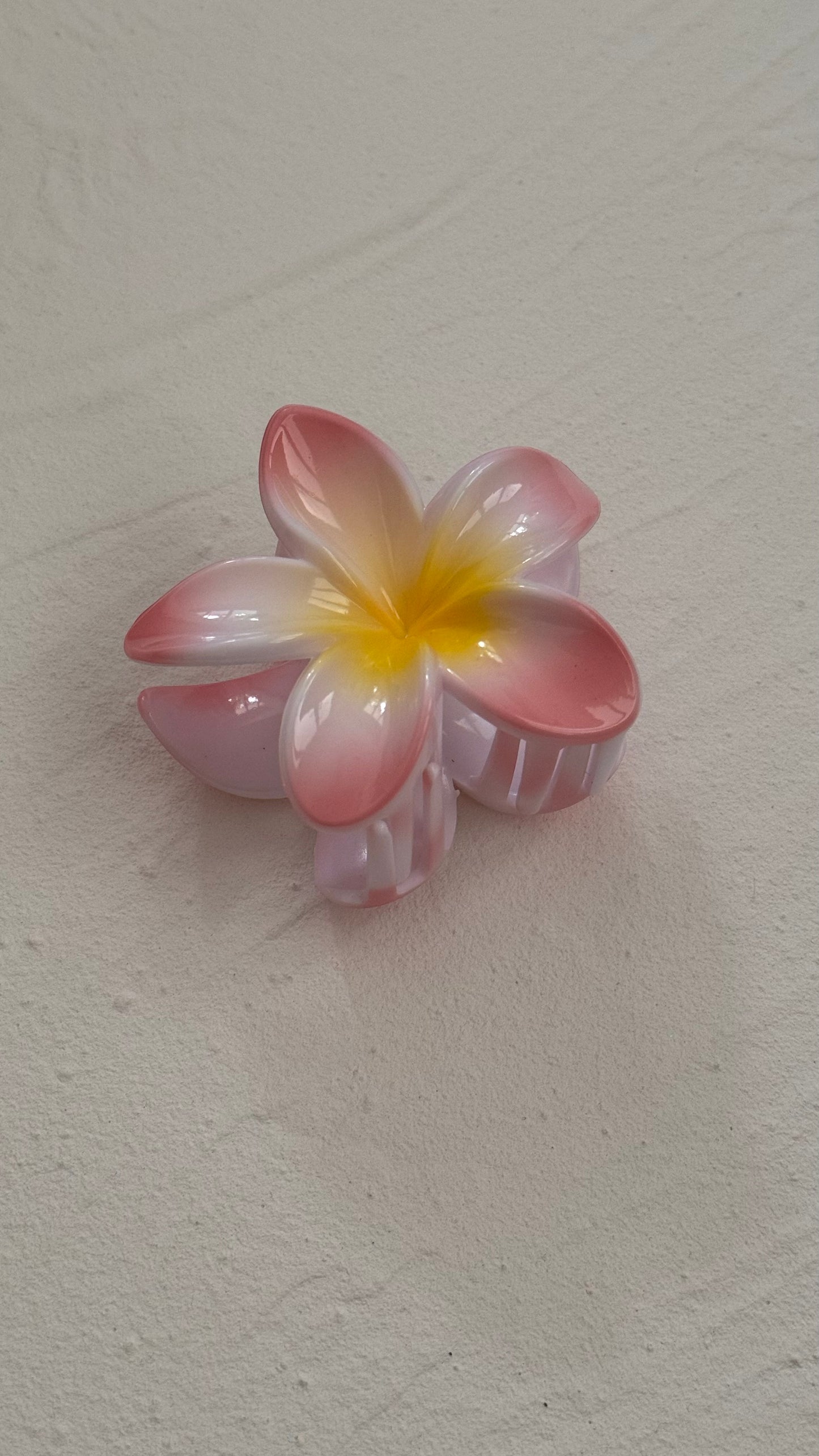 Frangipani Clip Multi Pale Pink