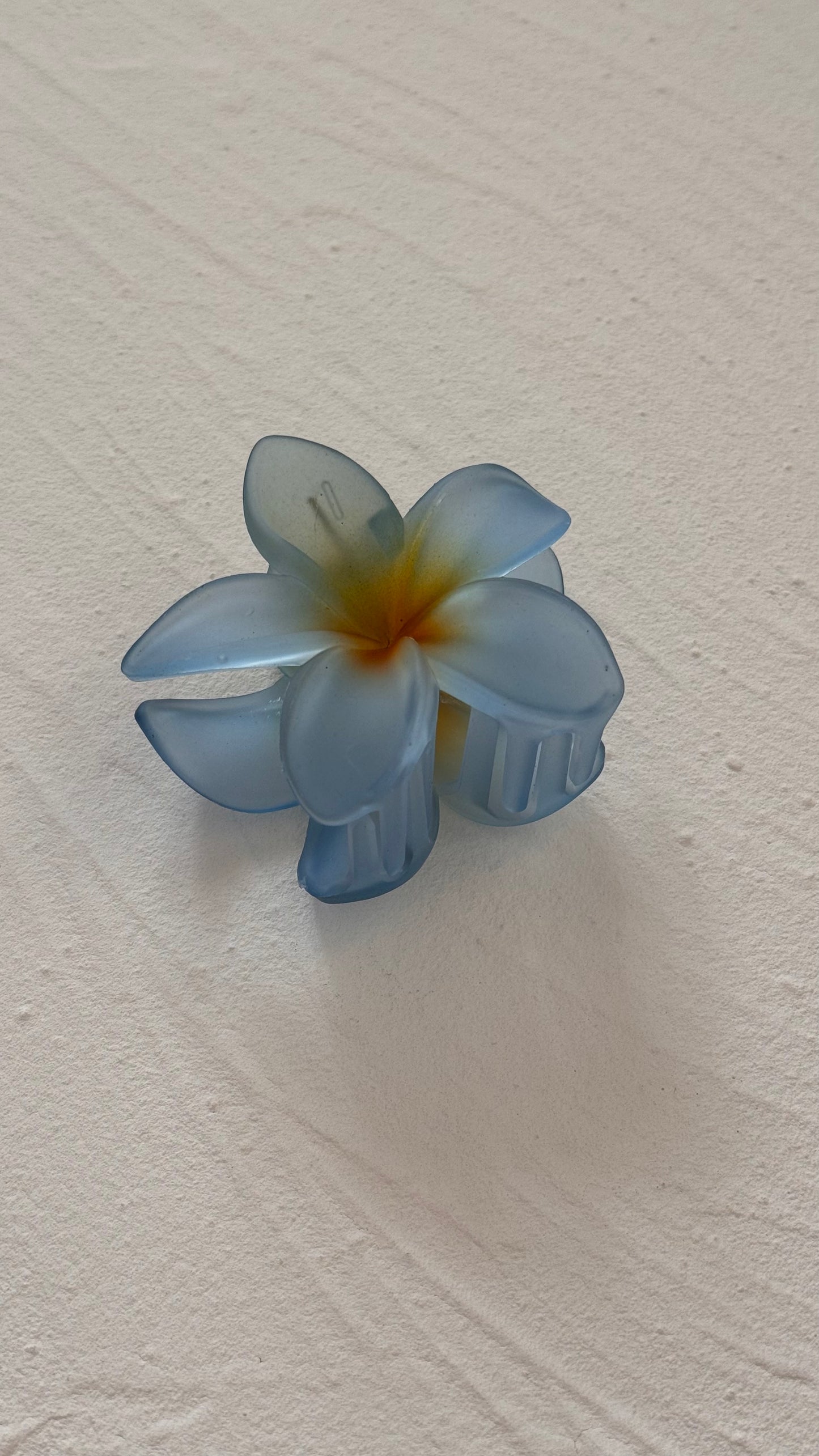 Frangipani Clip Translucent Blue