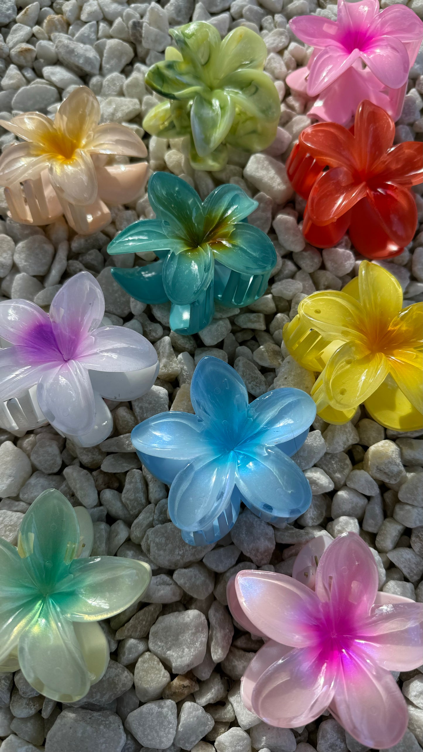 Frangipani Clip Pearl Pink