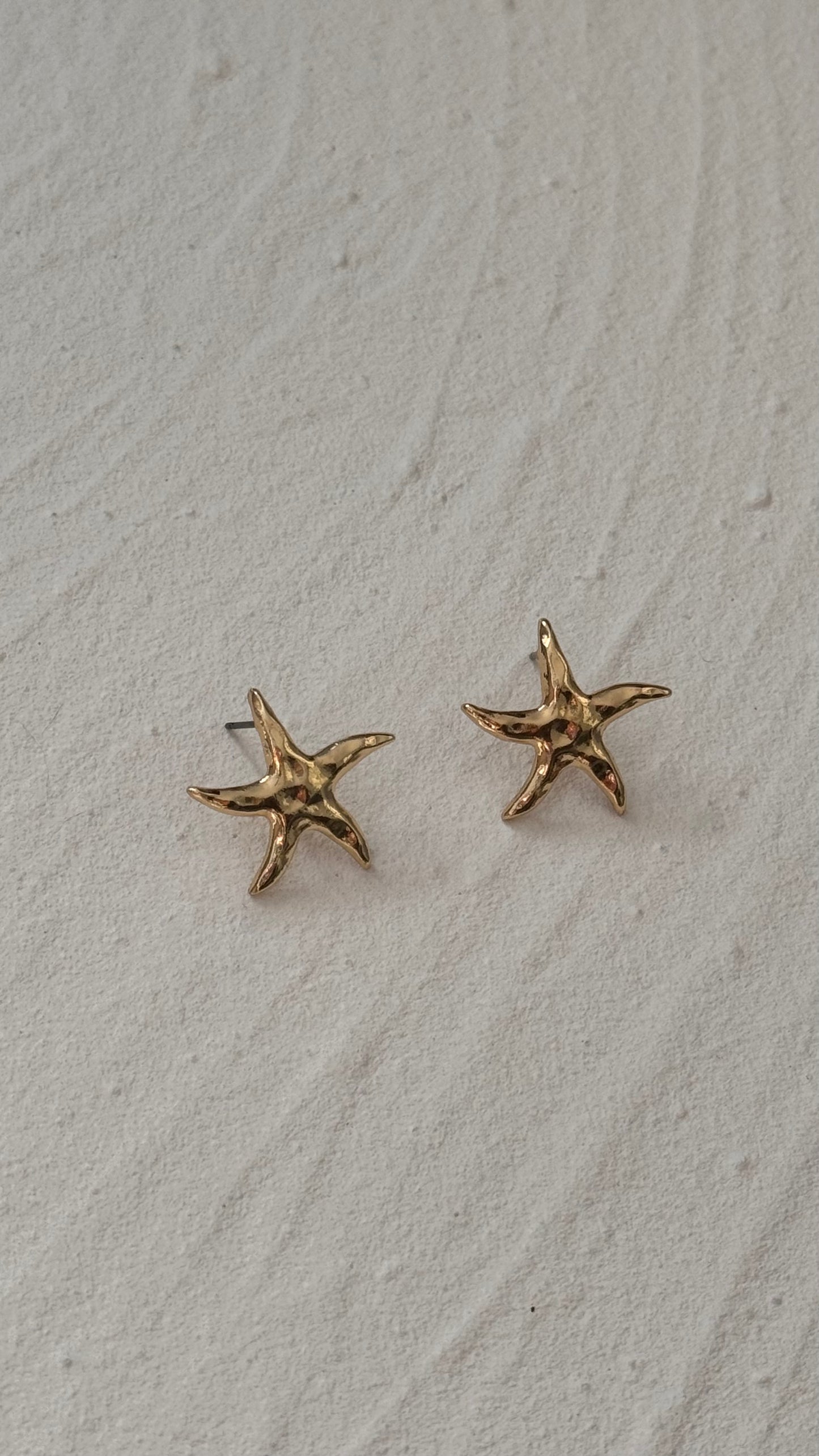 Grooved Golden Starfish Earrings