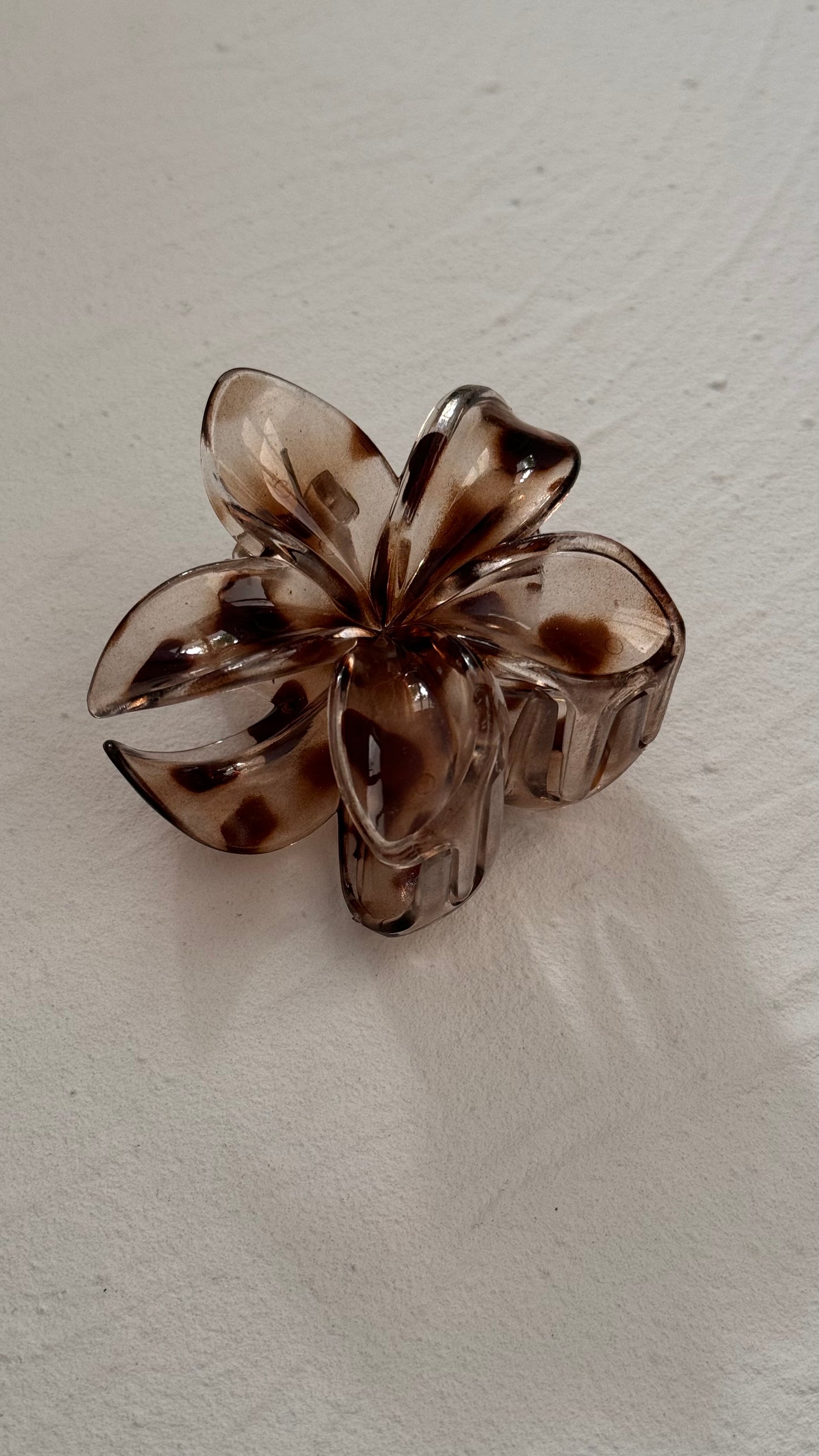 Frangipani Clip Tortoiseshell Tan