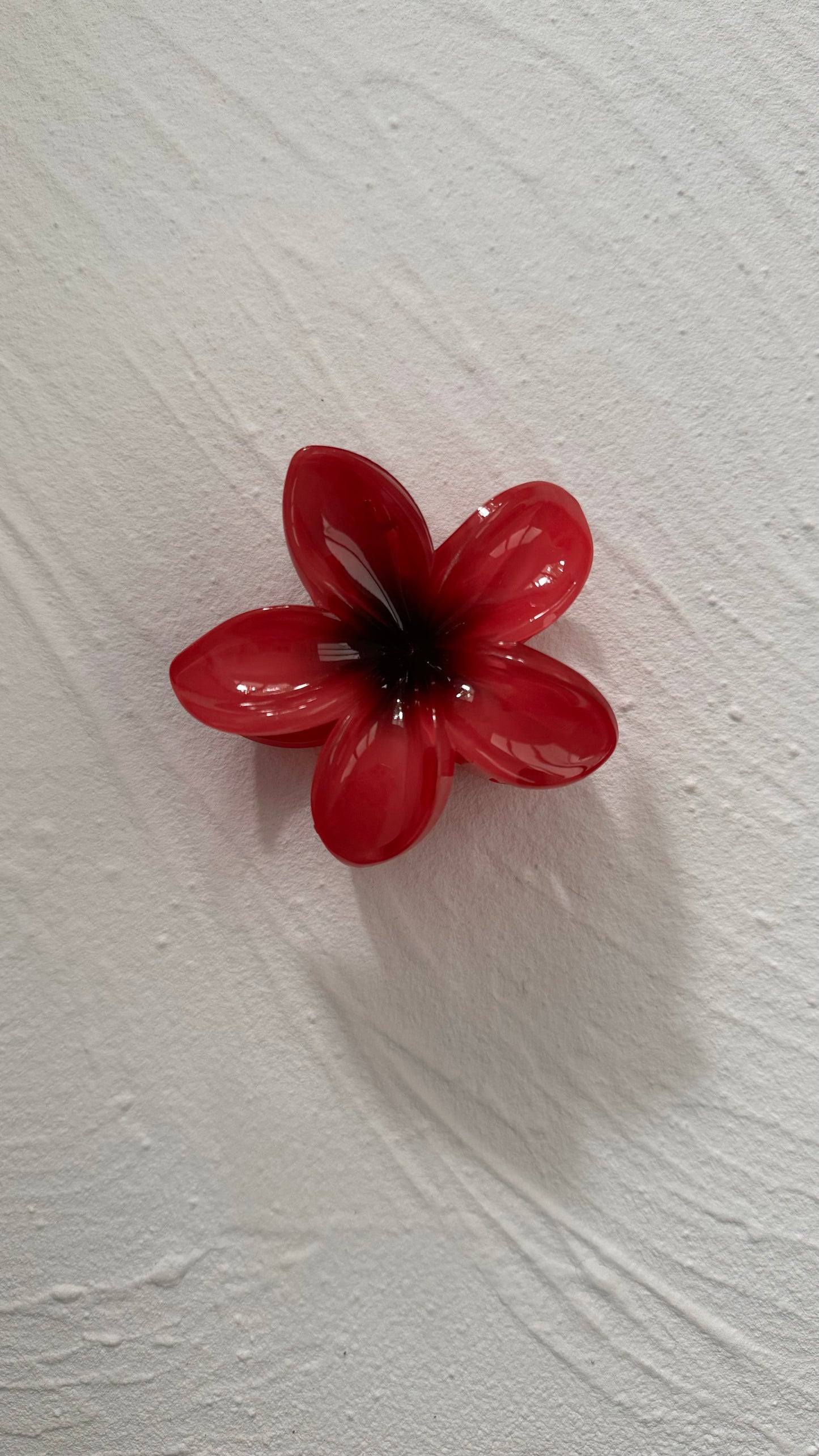 Frangipani Clip Faded Cherry