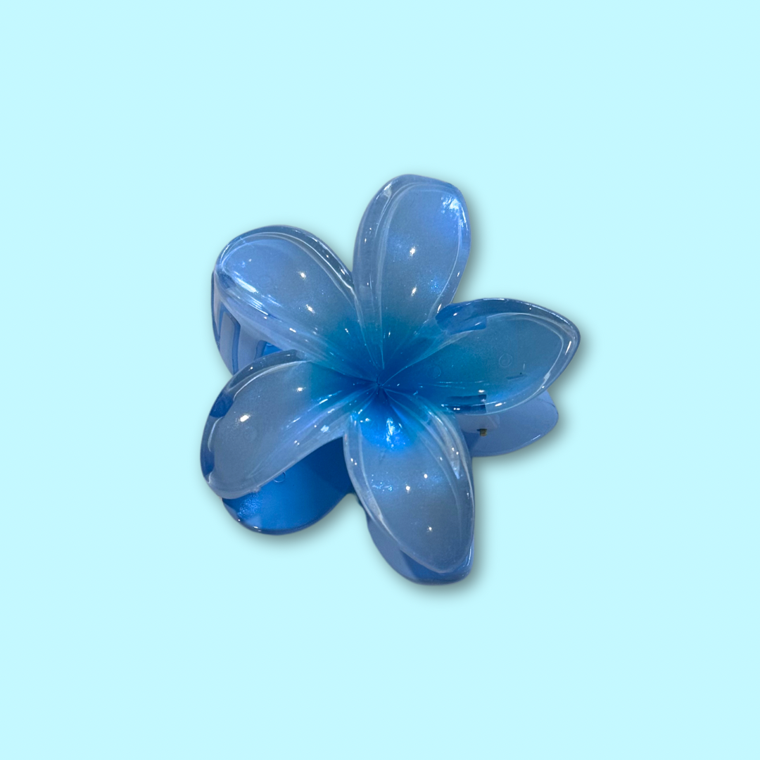 Frangipani Clip Pearl Blue