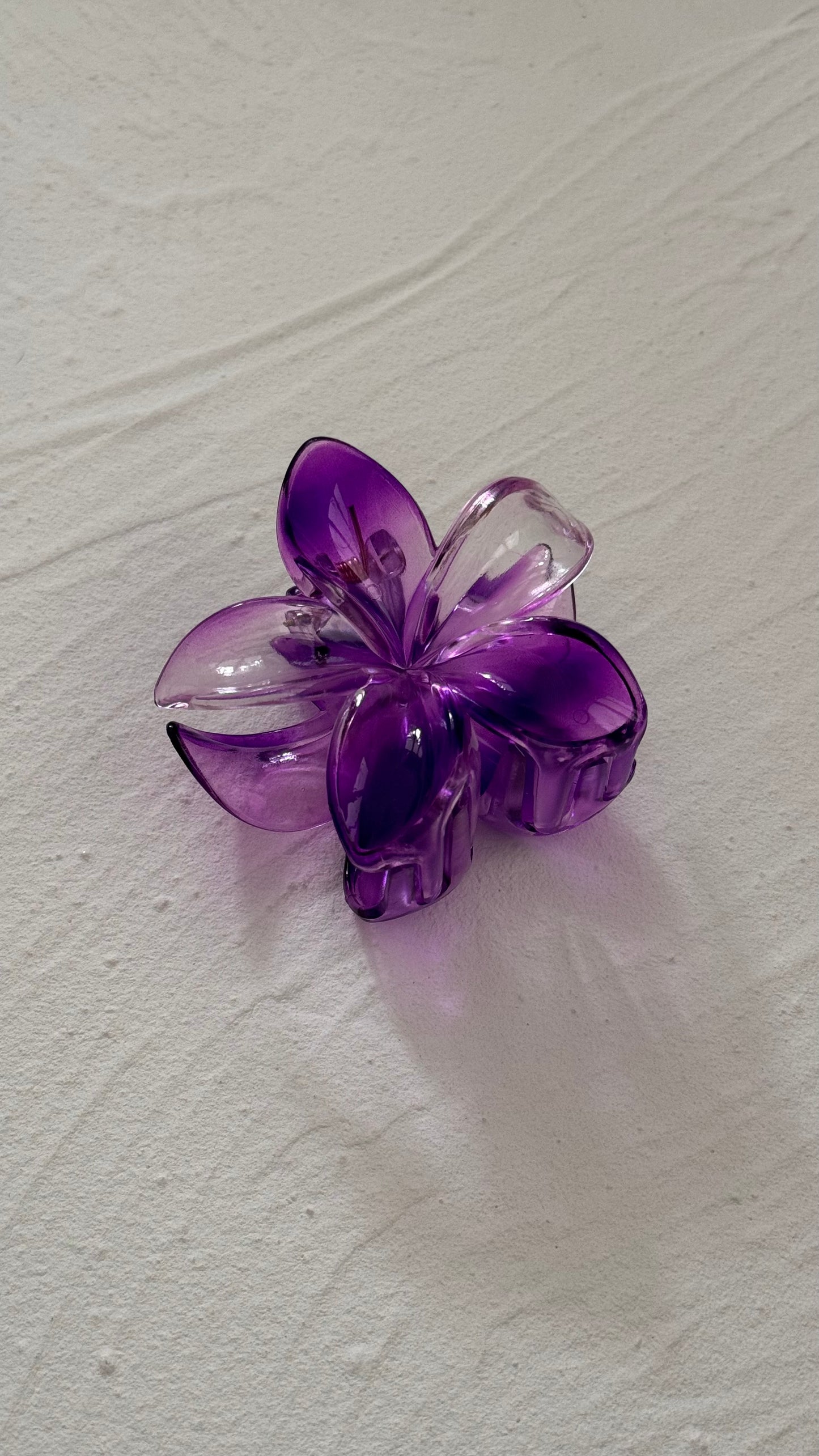 Frangipani Clip Jelly Purple