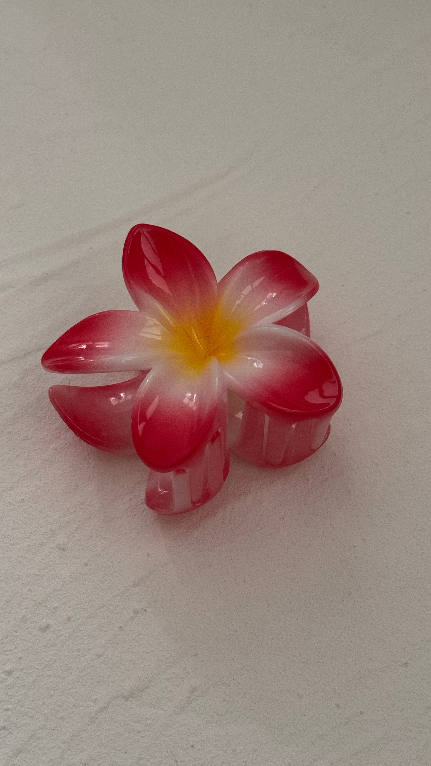 Frangipani Clip Multi Deep Pink