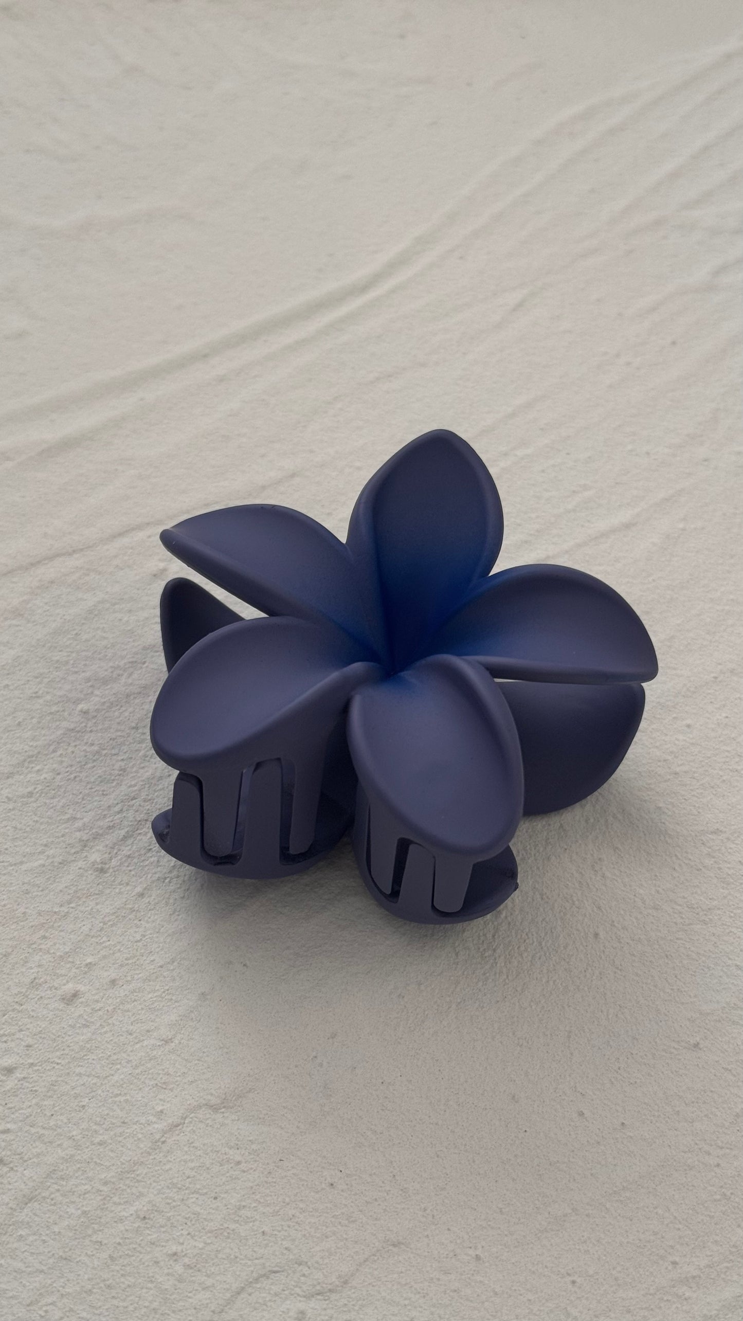 Frangipani Clip Indigo