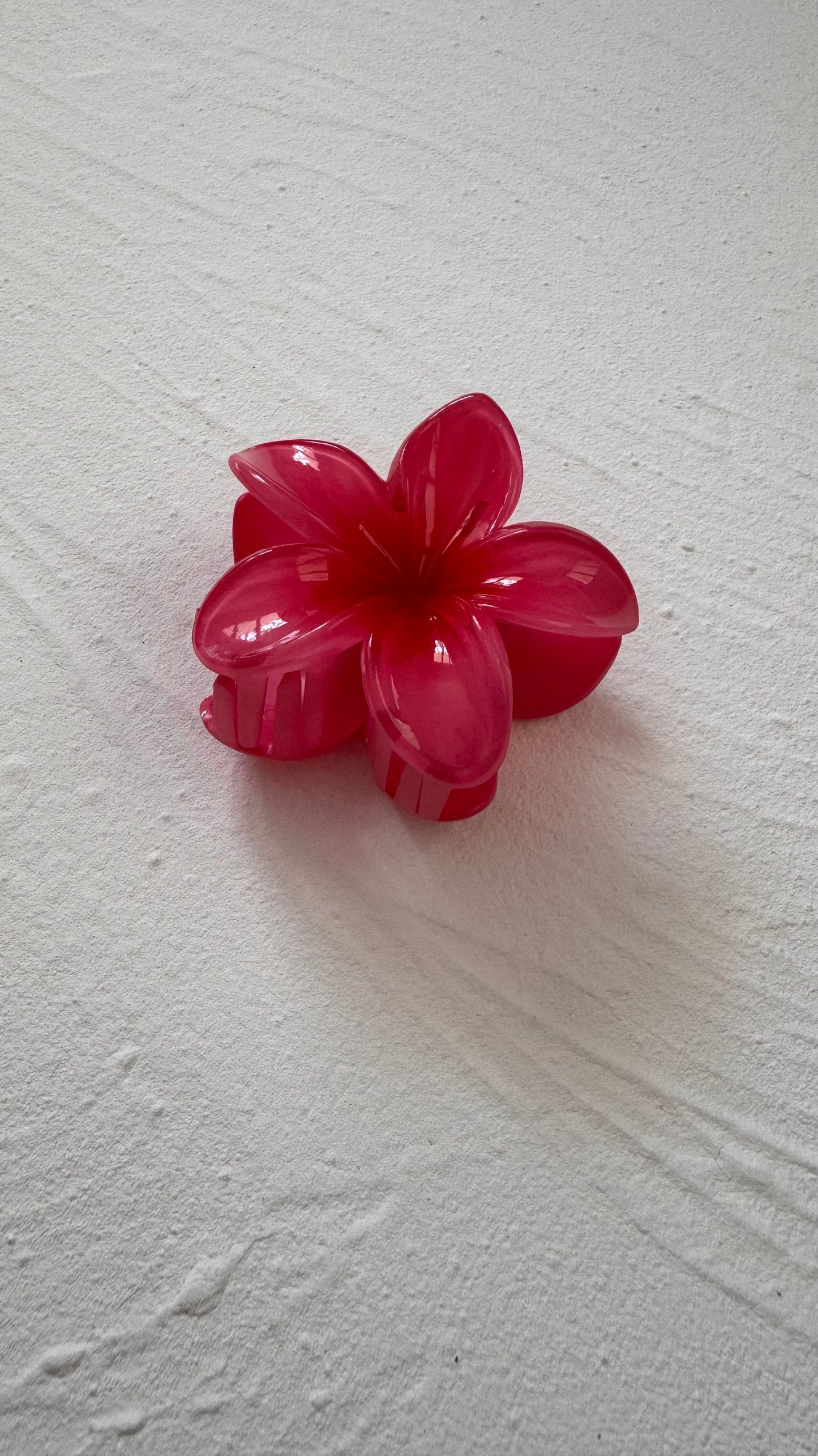 Frangipani Clip Deep Pink