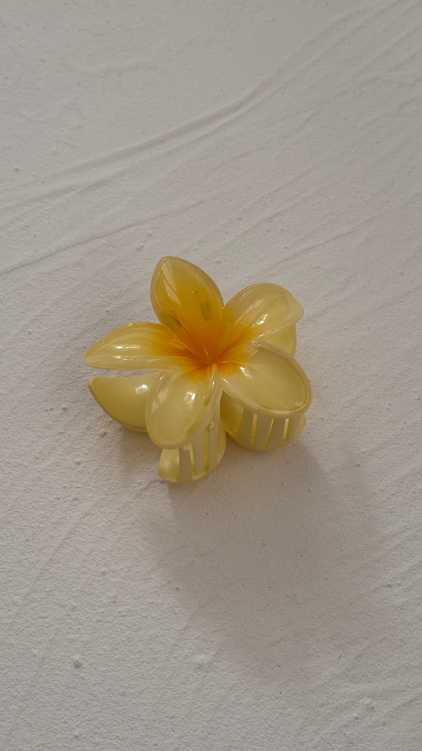 Frangipani Clip Yellow
