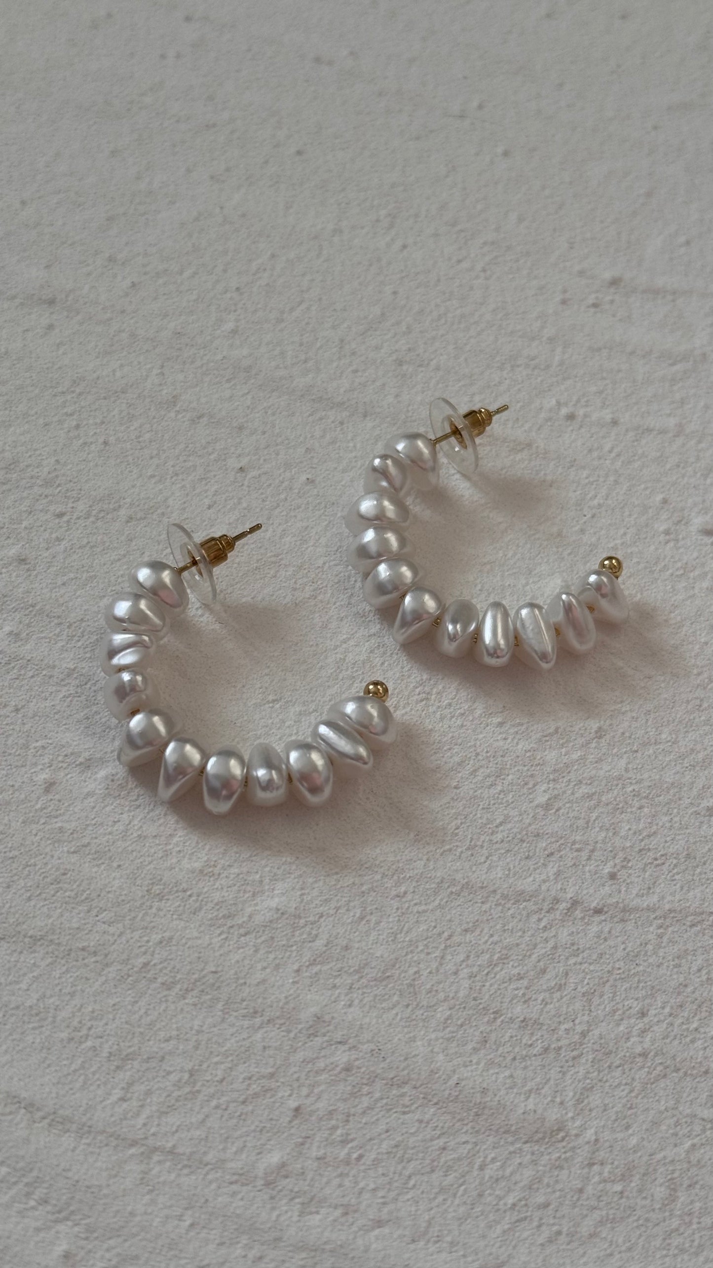 Pearly Hoops