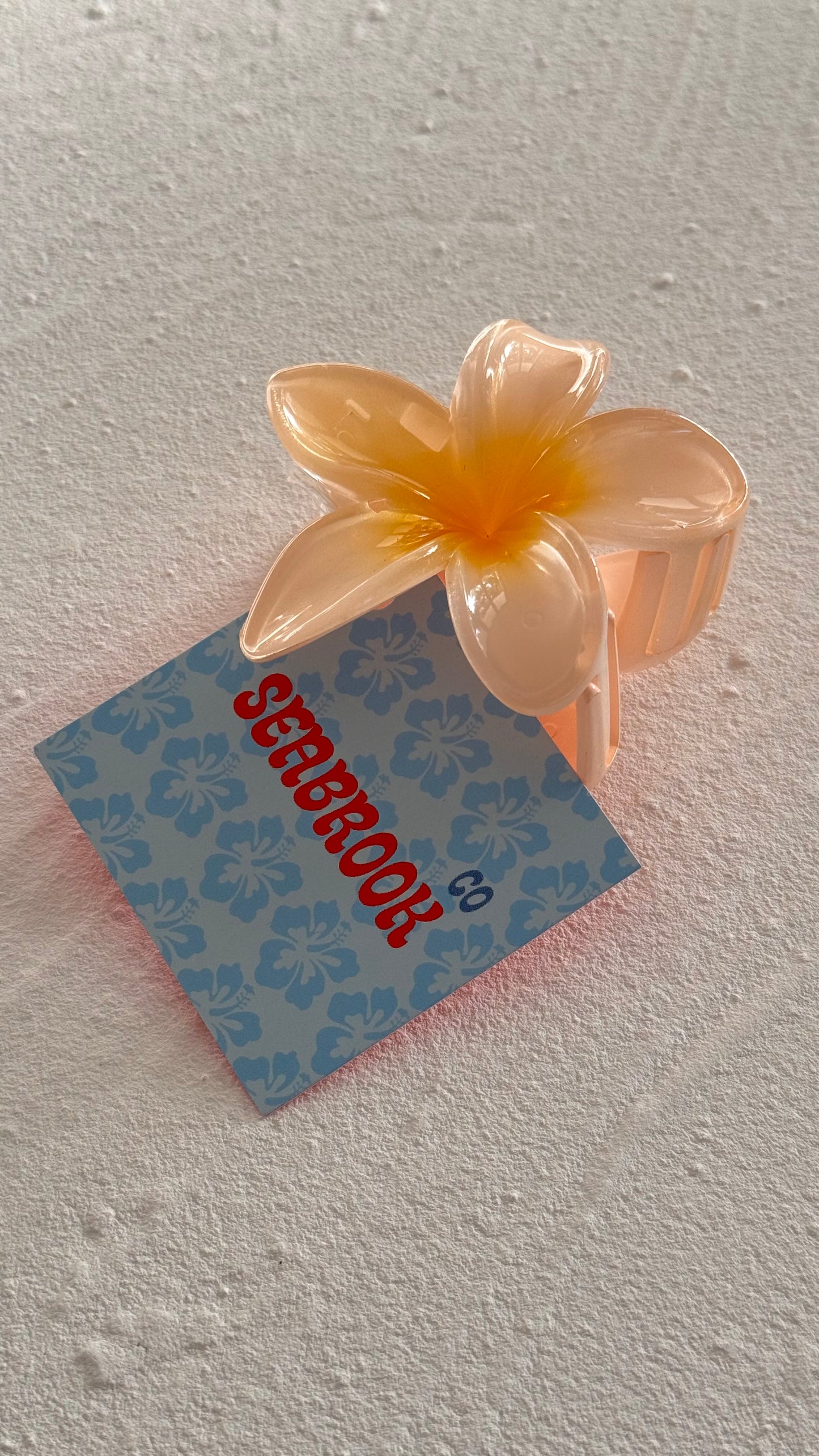 Frangipani Clip Pearl Yellow