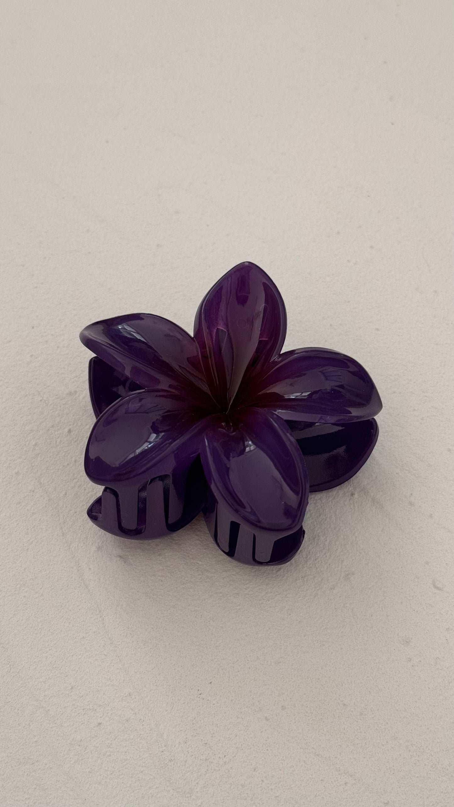 Frangipani Clip Royal Purple