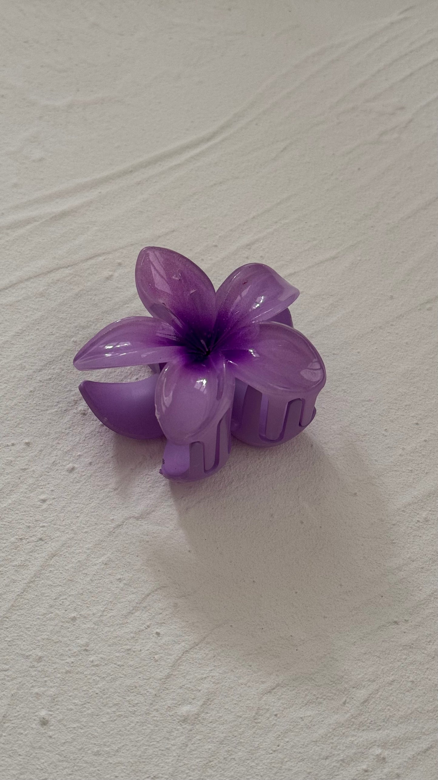 Frangipani Clip Purple
