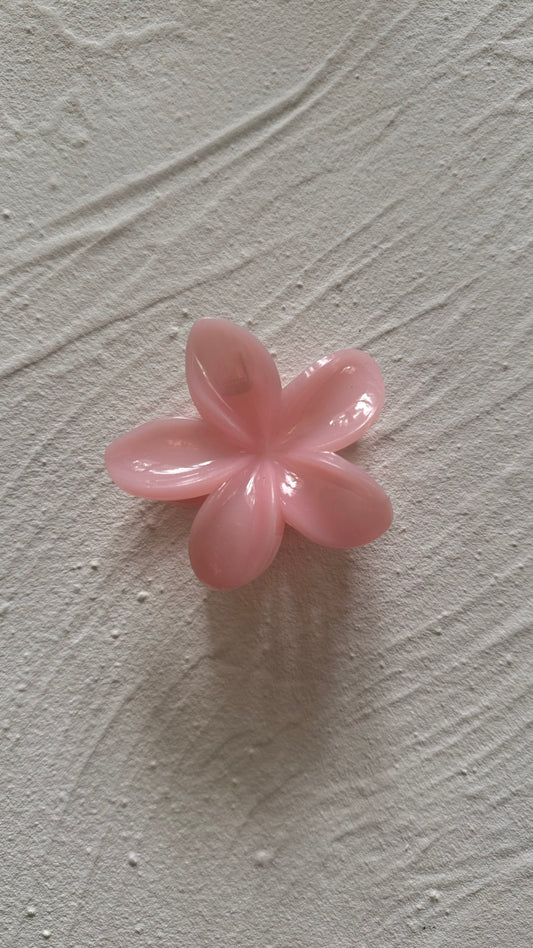 Frangipani Clip Jelly Solid Pale Pink