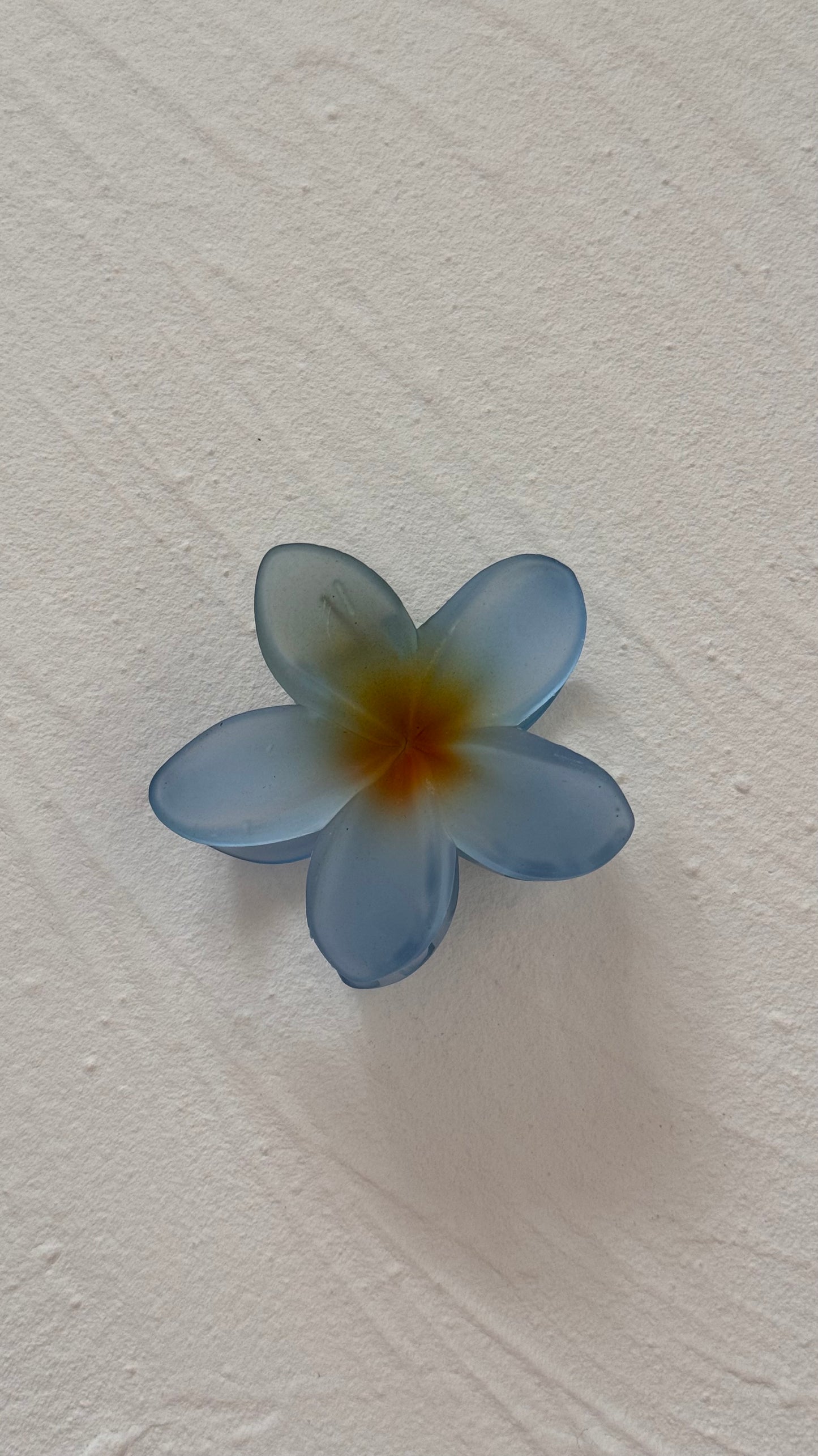 Frangipani Clip Translucent Blue