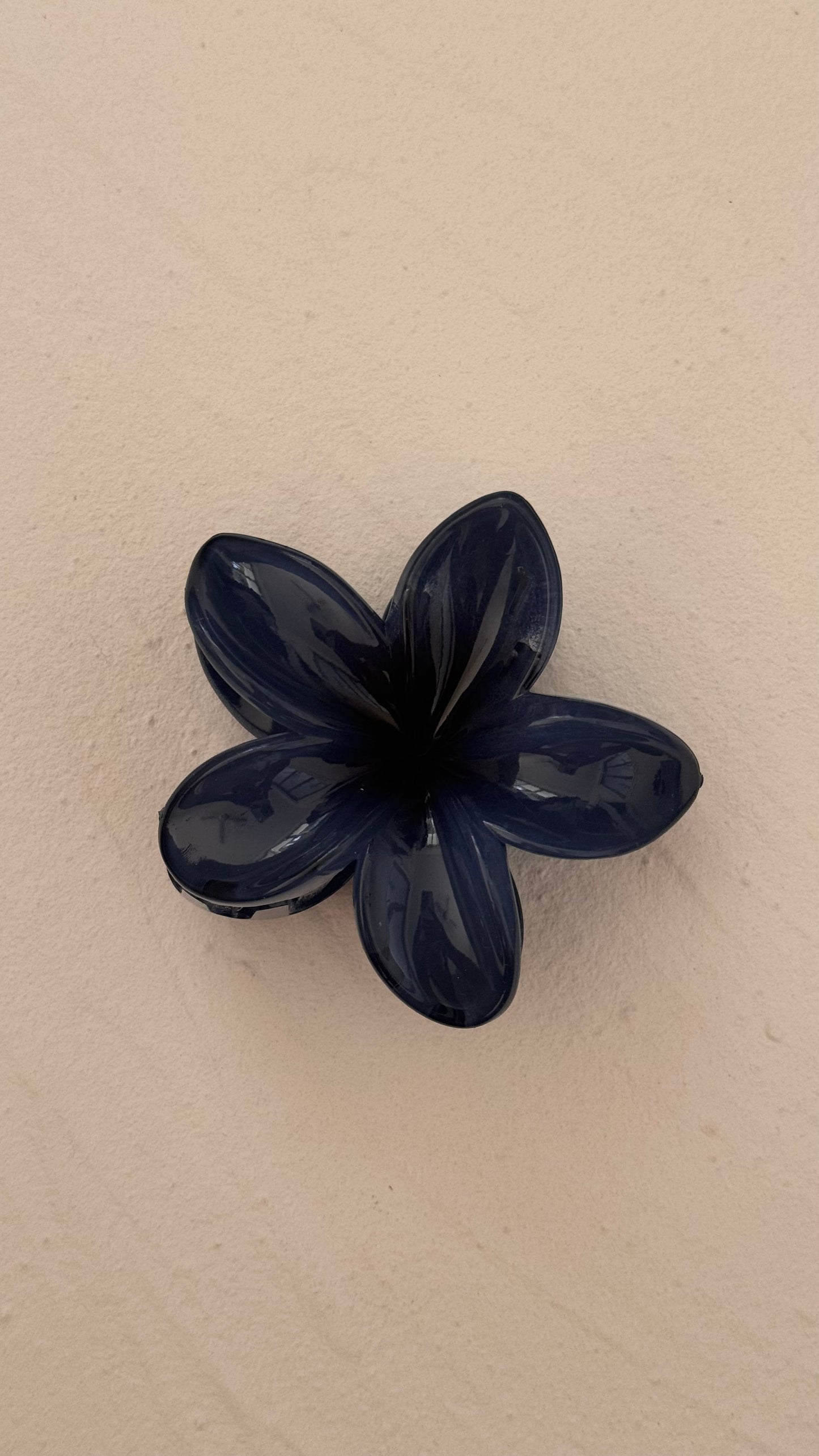 Frangipani Clip Oxford Blue
