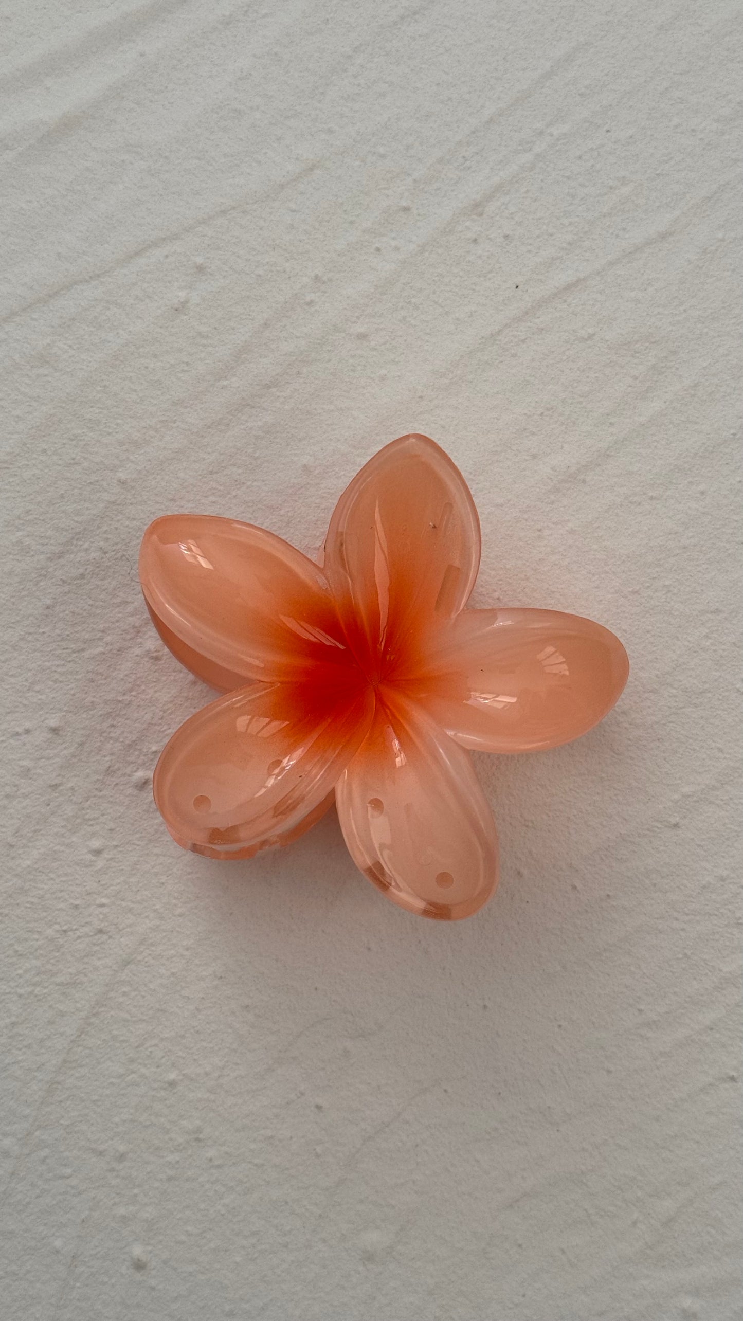 Frangipani Clip Peach