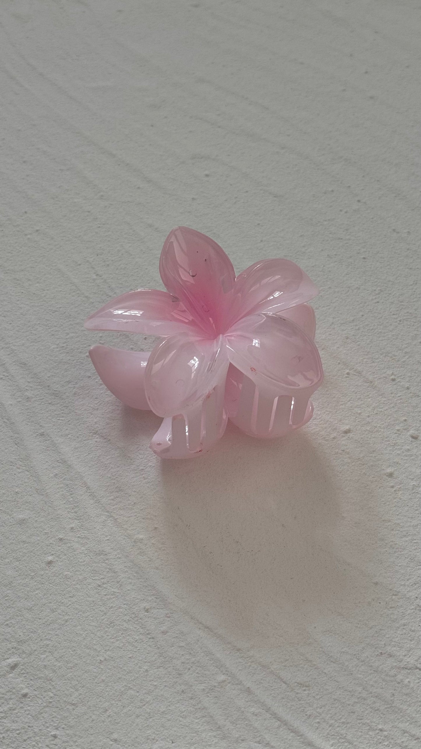Frangipani Clip Baby Pink