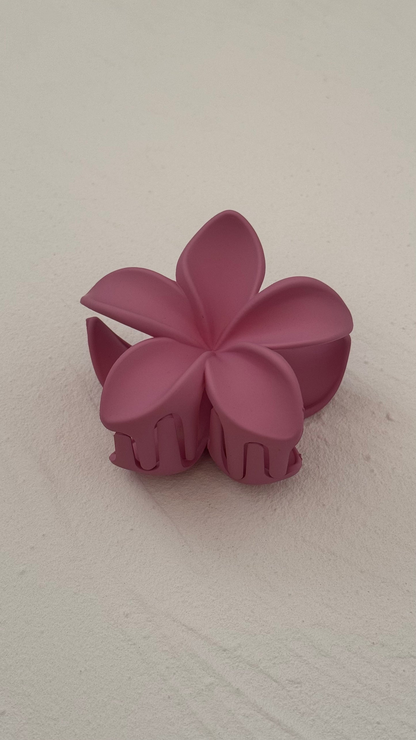Frangipani Clip Flat Charm