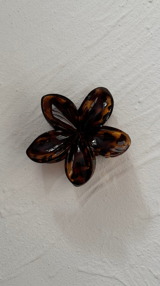 Frangipani Clip Tortoiseshell Brown